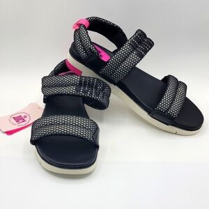 Juicy Couture Black and White Sandals with‎ Pink Accents Size 11M. #1396